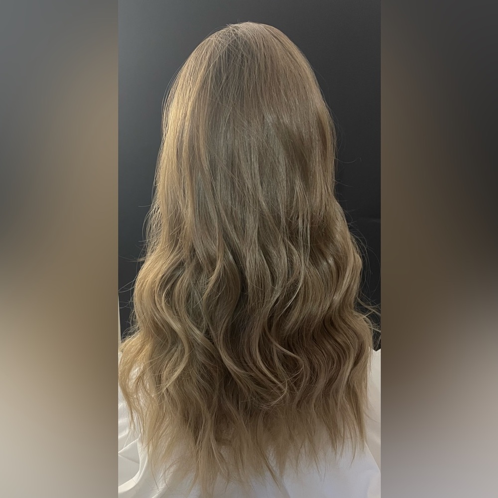 Chelsey Smith Crowns Haisley Luxe Wig Standard Cap - Picture 5 of 16